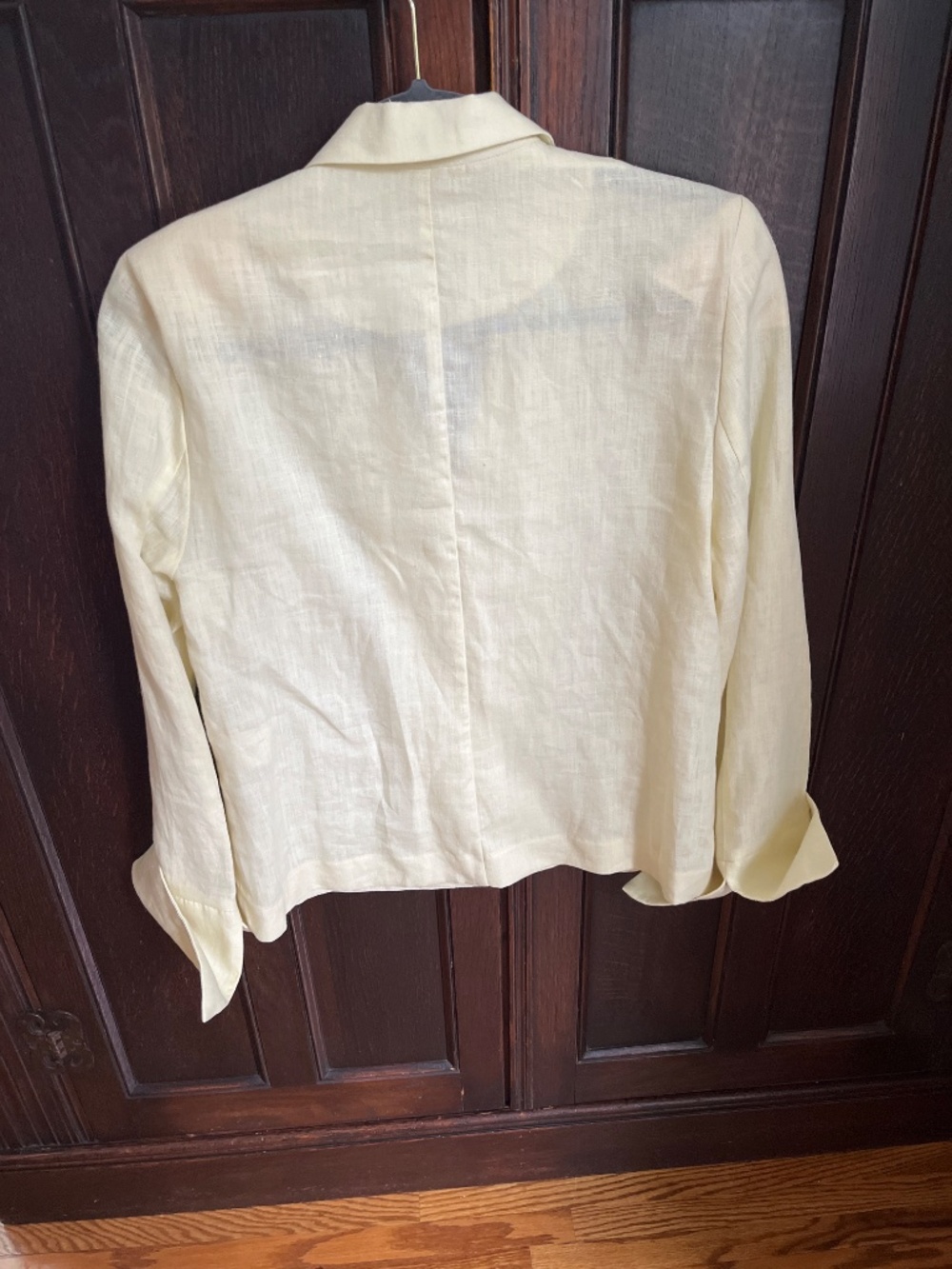 Linen Jacket - Picture 2 of 3